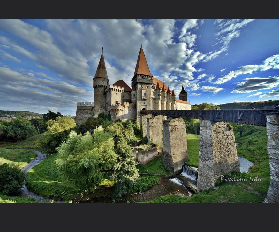 Caris Home Hunedoara Zewnętrze zdjęcie