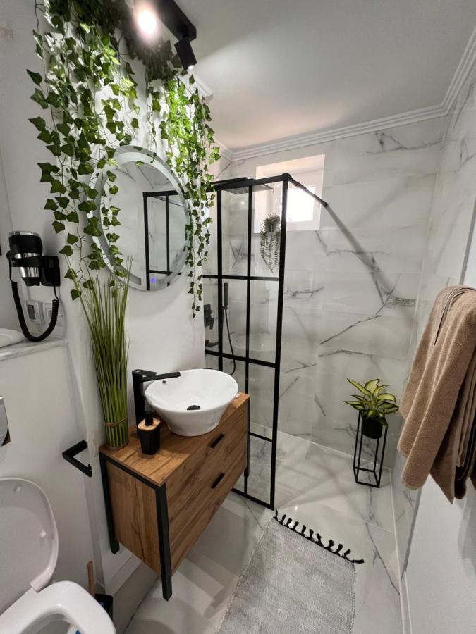 Caris Home Hunedoara Zewnętrze zdjęcie